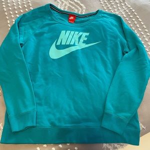 Nike sweatshirt